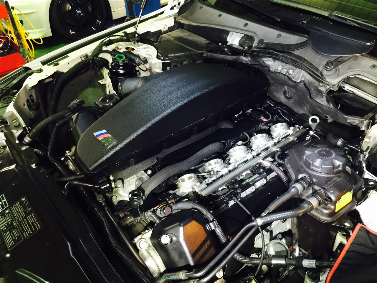 BMW至高のエンジン V10 洗浄！！ | TECH-M